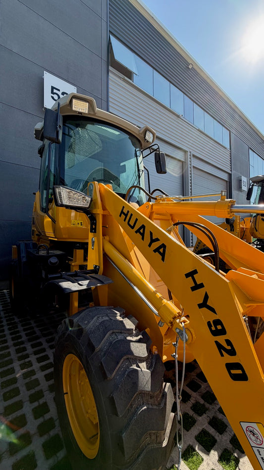 Cargador Frontal 1.700 kgs HUAYA
