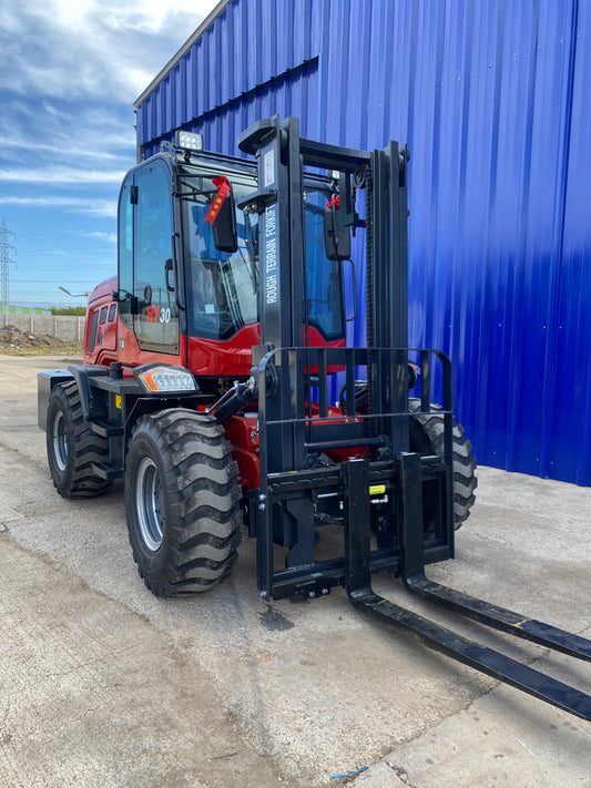 Grua Horquilla Huaya 4x4 | 3.0 tons